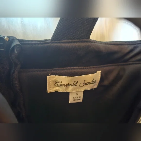 Emerald Sundae Black Halter Backless Cocktail Dress - Picture 3 of 7